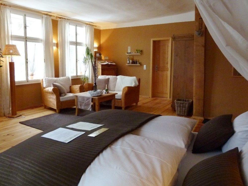 Gutshof Woldzegarten Hotel Exterior photo